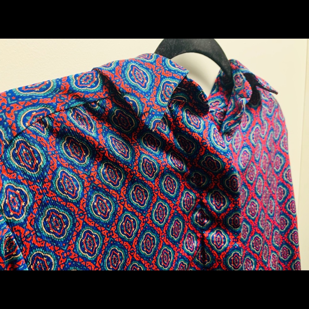Vintage Printed button down long sleeve blouse